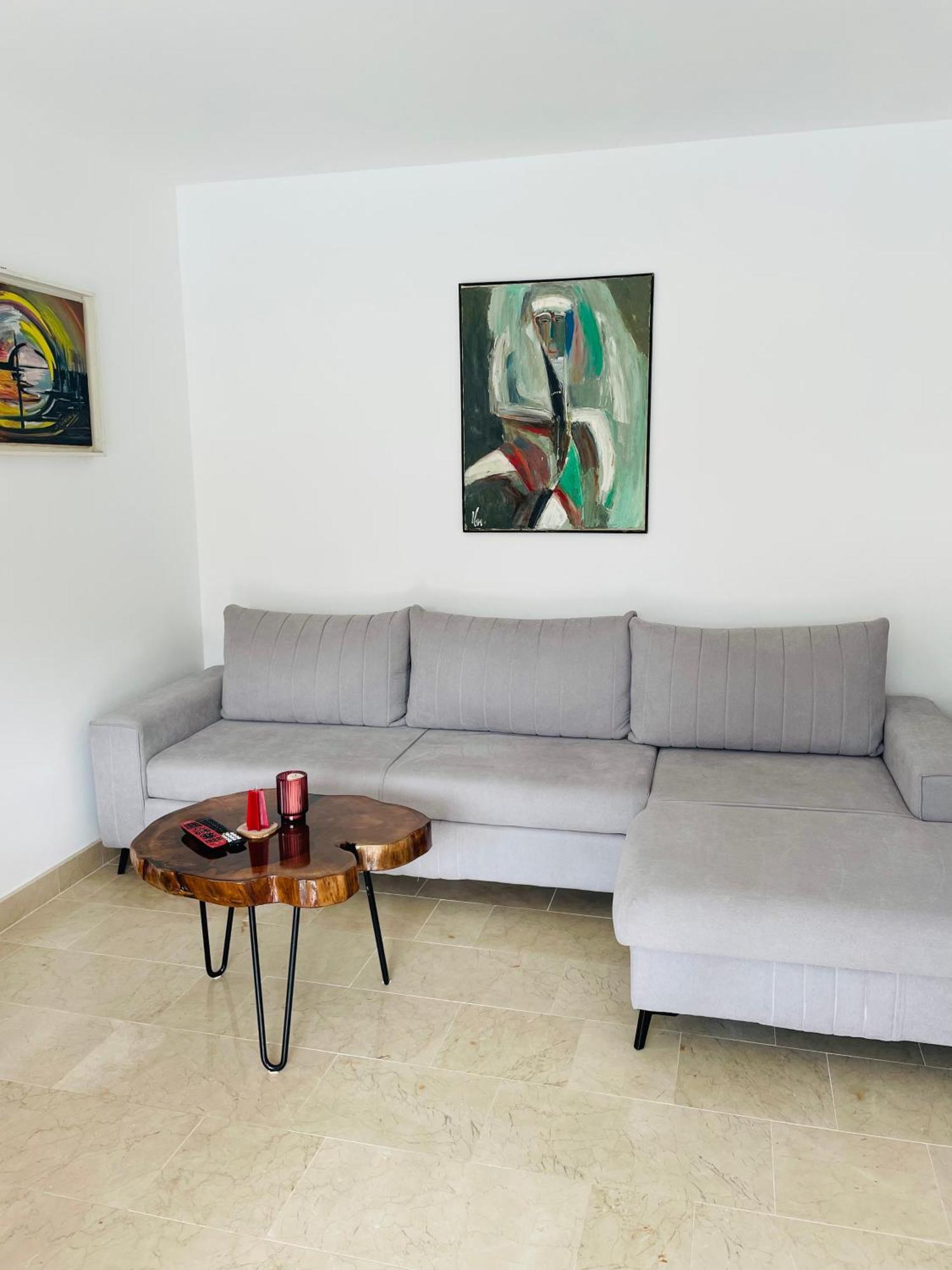 Seasight Apartment